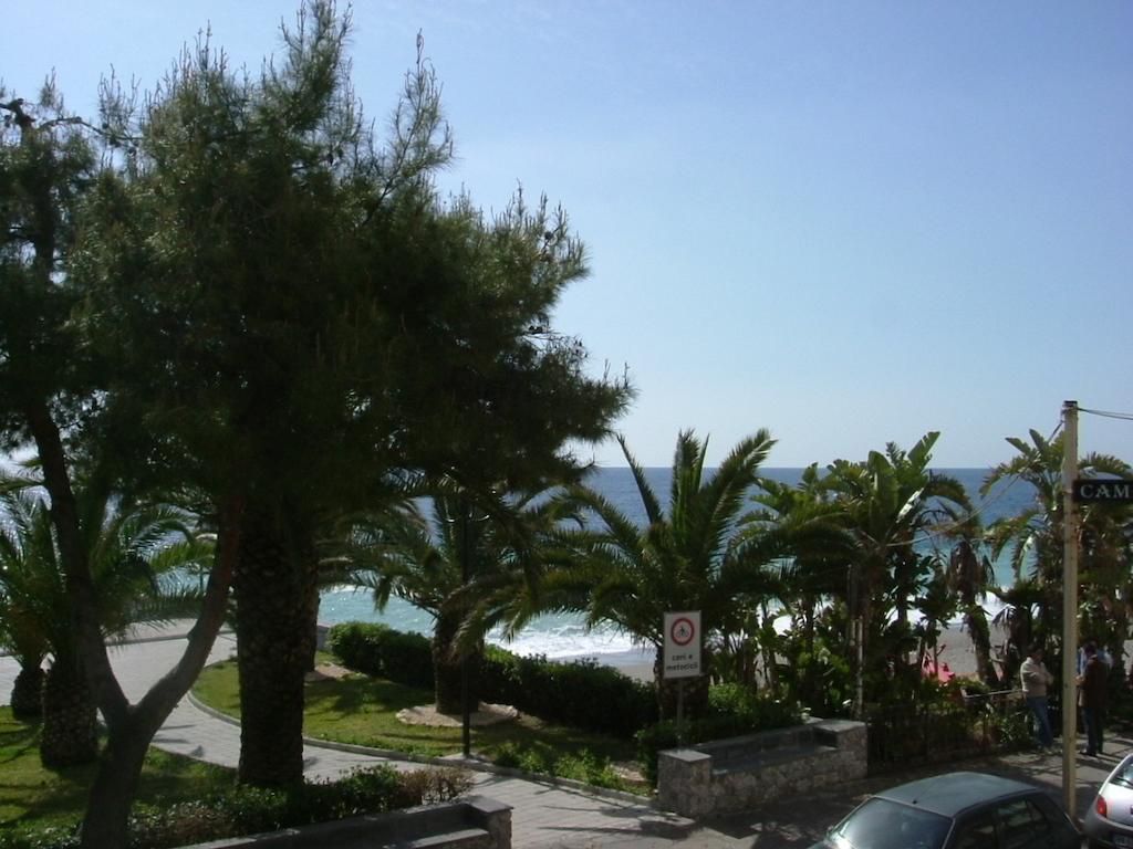 Taormina Beach House Mazzeo Ngoại thất bức ảnh
